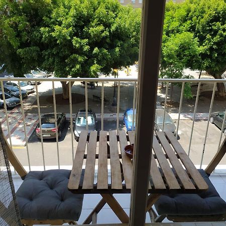 Habitaciones En Apartamento Compartido Delicias Room Cerca Del Mar, Aeropuerto, Ave Y Metro Málaga Exteriör bild