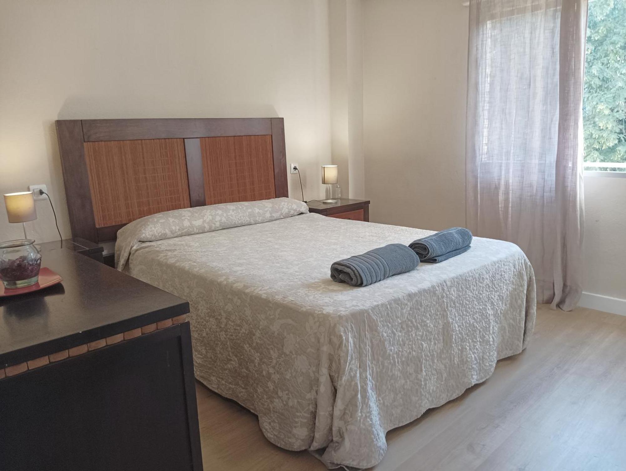 Habitaciones En Apartamento Compartido Delicias Room Cerca Del Mar, Aeropuerto, Ave Y Metro Málaga Exteriör bild